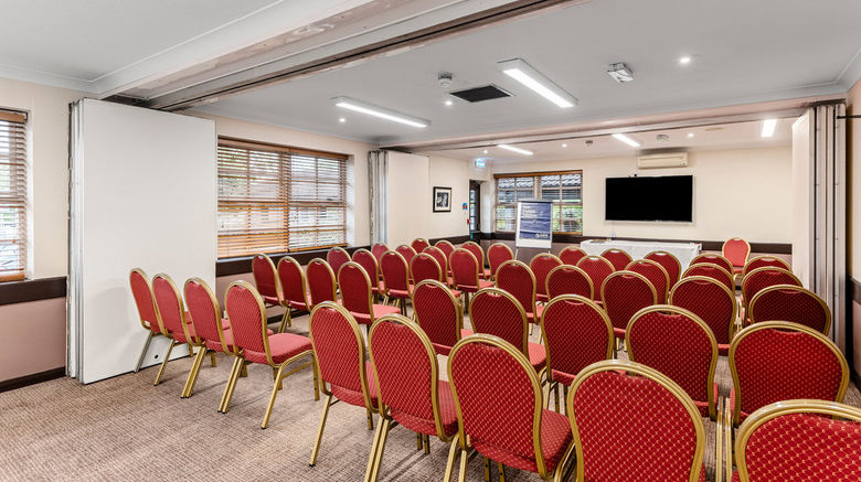 <b>Dragonfly Hotel Peterborough Meeting</b>. Images powered by <a href="https://www.leonardoworldwide.com/" title="Leonardo Worldwide" target="_blank">Leonardo</a>.