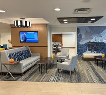 Holiday Inn Express Hotel & Stes Dewitt Exterior