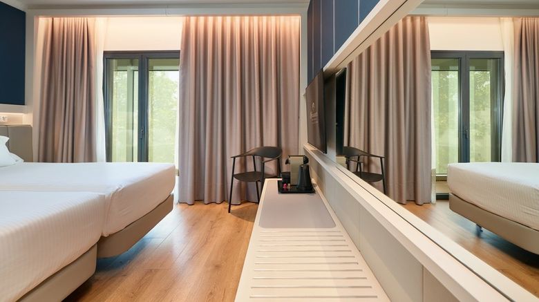 <b>Hotel Becquer Room</b>. Images powered by <a href="https://www.leonardoworldwide.com/" title="Leonardo Worldwide" target="_blank">Leonardo</a>.