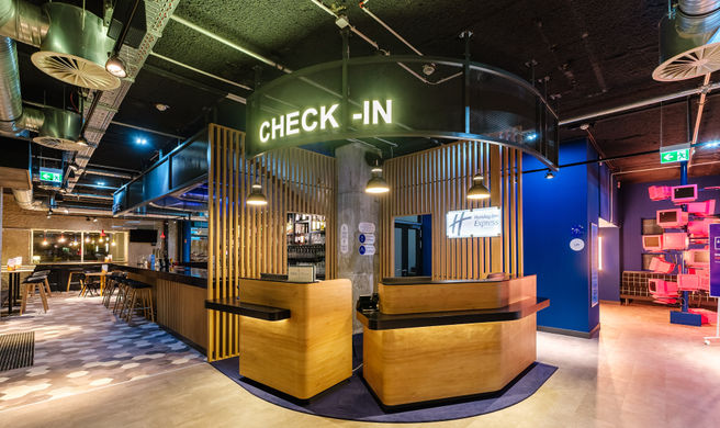 Holiday Inn Express Dresden Zentrum Exterior