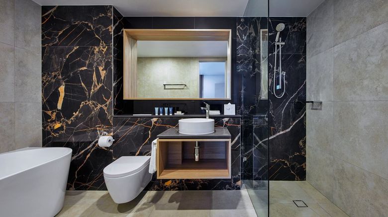 <b>Meriton Suites Liverpool Room</b>. Images powered by <a href="https://www.leonardoworldwide.com/" title="Leonardo Worldwide" target="_blank">Leonardo</a>.
