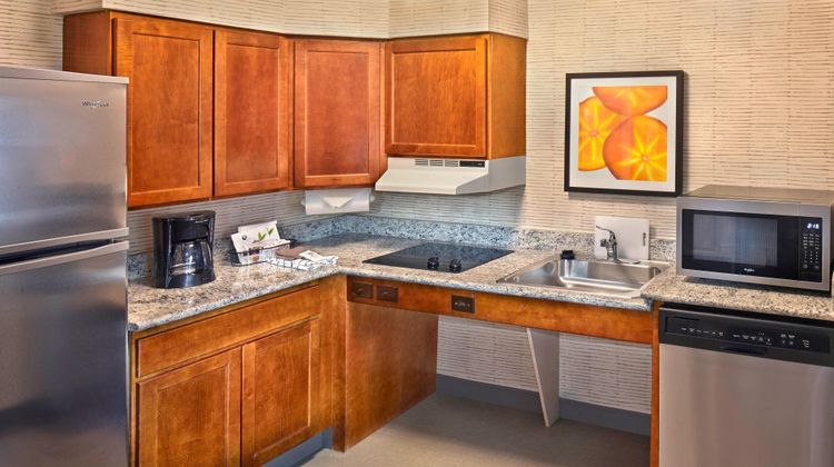 Residence Inn by Marriott Hartford Avon Room