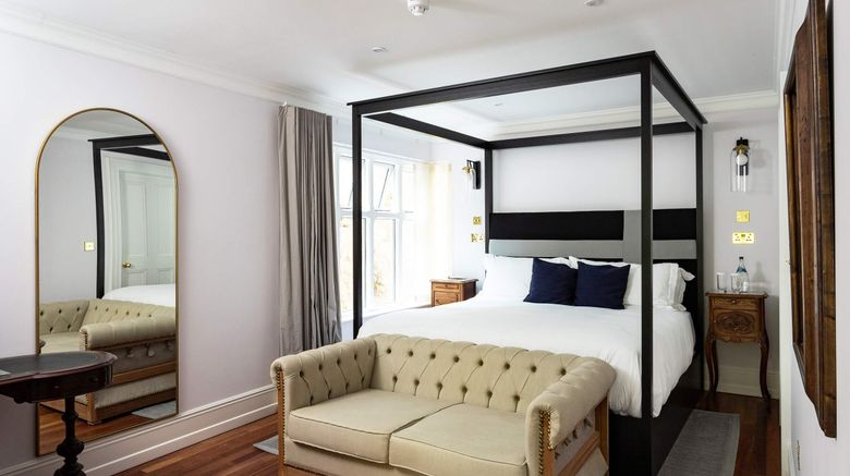 <b>Liss Ard Country House Room</b>. Images powered by <a href="https://www.leonardoworldwide.com/" title="Leonardo Worldwide" target="_blank">Leonardo</a>.