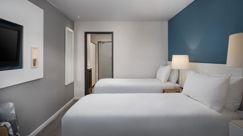 <b>Protea Hotel Sea Point Room</b>. Images powered by <a href="https://www.leonardoworldwide.com/" title="Leonardo Worldwide" target="_blank">Leonardo</a>.