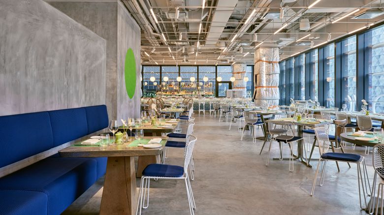 <b>COMO Metropolitan Singapore Restaurant</b>. Images powered by <a href="https://www.leonardoworldwide.com/" title="Leonardo Worldwide" target="_blank">Leonardo</a>.