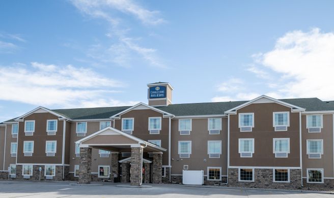 Cobblestone Hotel & Suites Exterior
