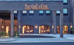Hotel AKA Alexandria