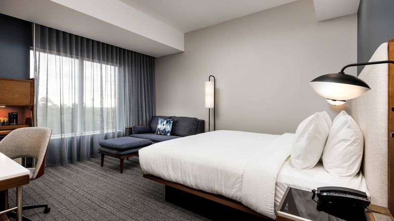 <b>Courtyard Pensacola I-10 West Room</b>. Images powered by <a href="https://www.leonardoworldwide.com/" title="Leonardo Worldwide" target="_blank">Leonardo</a>.
