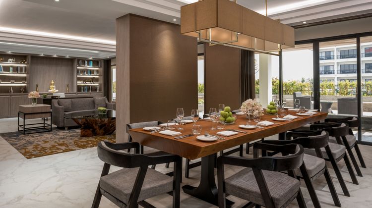 Courtyard by Marriott Siem Reap Resort Suite