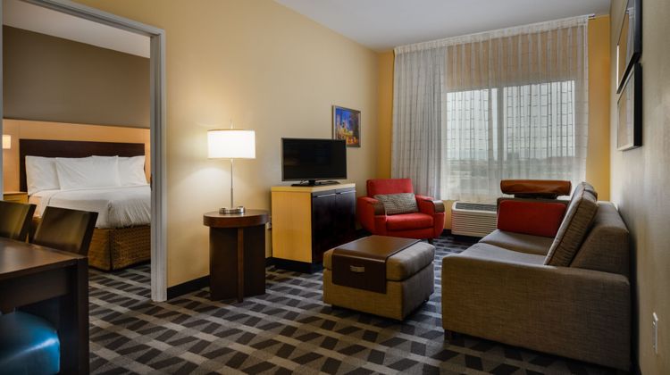 TownePlace Suites Houston Westchase Room