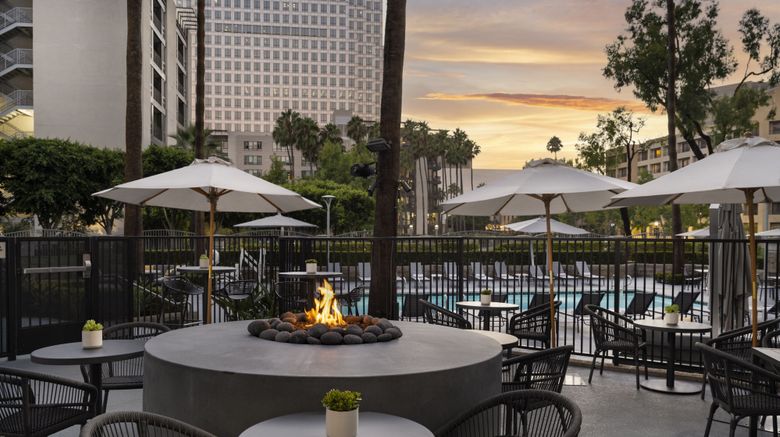 <b>Costa Mesa Marriott Restaurant</b>. Images powered by <a href="https://www.leonardoworldwide.com/" title="Leonardo Worldwide" target="_blank">Leonardo</a>.