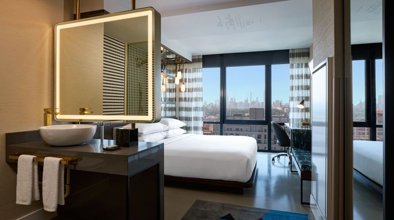 <b>Renaissance New York Harlem Hotel Room</b>. Images powered by <a href="https://www.leonardoworldwide.com/" title="Leonardo Worldwide" target="_blank">Leonardo</a>.