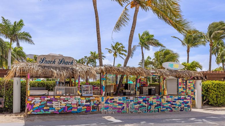 <b>Marriott's Aruba Surf Club Beach</b>. Images powered by <a href="https://www.leonardoworldwide.com/" title="Leonardo Worldwide" target="_blank">Leonardo</a>.