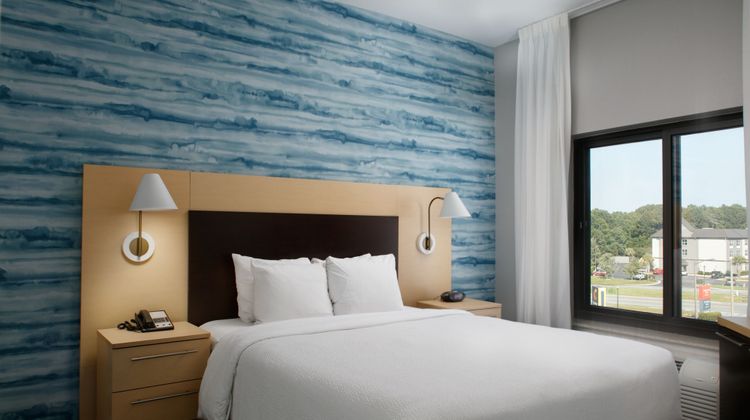 TownePlace Suites Savannah Airport Room