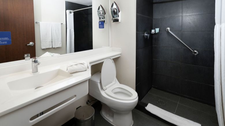 <b>City Express by Marriott Airport Room</b>. Images powered by <a href="https://www.leonardoworldwide.com/" title="Leonardo Worldwide" target="_blank">Leonardo</a>.