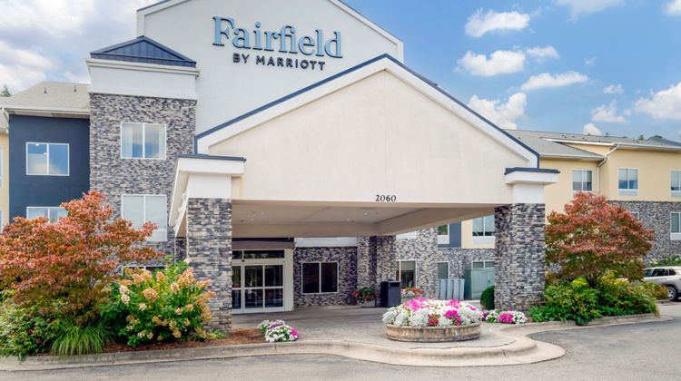 Fairfield Inn by Marriott Exterior