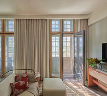 21 Carpenter Room