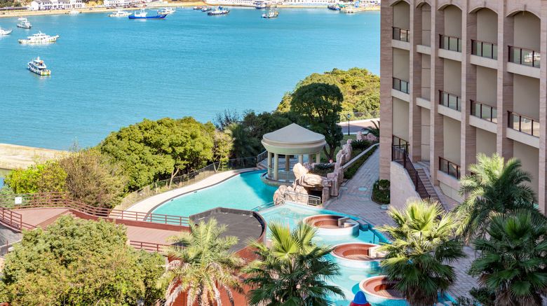<b>Crowne Plaza Zhoushan Seaview Pool</b>. Images powered by <a href="https://www.leonardoworldwide.com/" title="Leonardo Worldwide" target="_blank">Leonardo</a>.