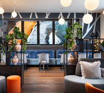 Leonardo Hotel Vienna Hauptbahnhof Lobby