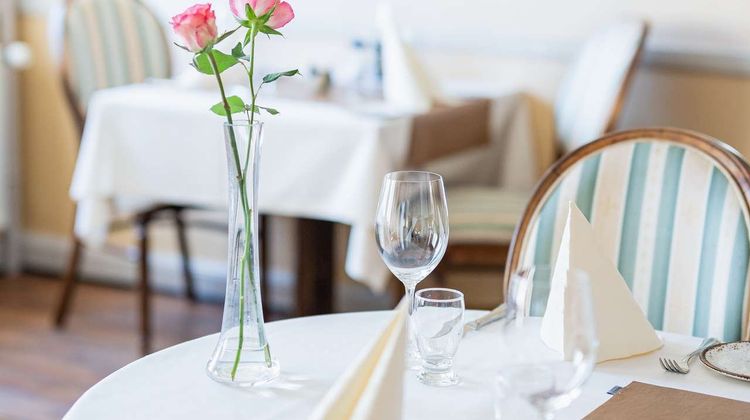 Hotel Bov Restaurant