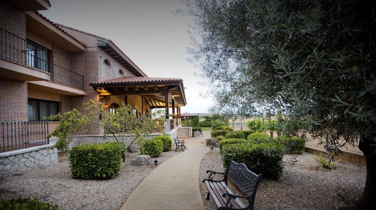 Hotel Tudanca-Aranda Exterior
