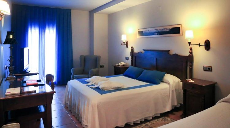 Dona Manuela Hotel Room