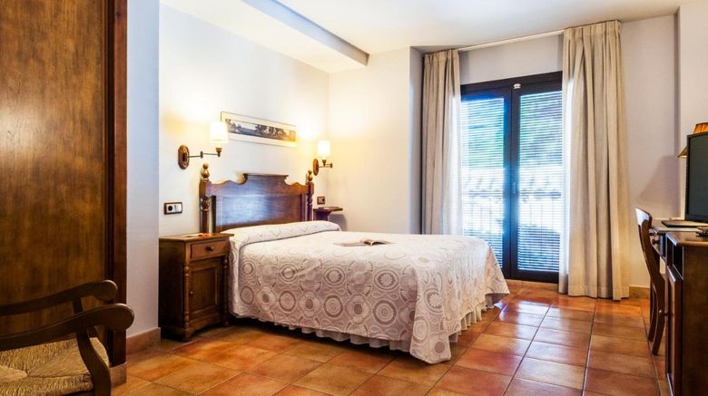 <b>Dona Manuela Hotel Room</b>. Images powered by <a href="https://www.leonardoworldwide.com/" title="Leonardo Worldwide" target="_blank">Leonardo</a>.