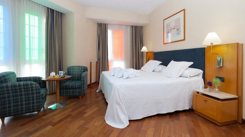 <b>URH Ciutat de Mataro Room</b>. Images powered by <a href="https://www.leonardoworldwide.com/" title="Leonardo Worldwide" target="_blank">Leonardo</a>.