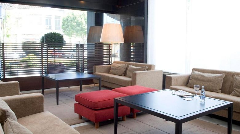 <b>URH Ciutat de Mataro Lobby</b>. Images powered by <a href="https://www.leonardoworldwide.com/" title="Leonardo Worldwide" target="_blank">Leonardo</a>.