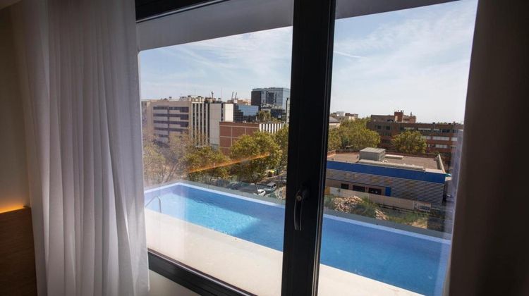 Paxton Barcelona Pool