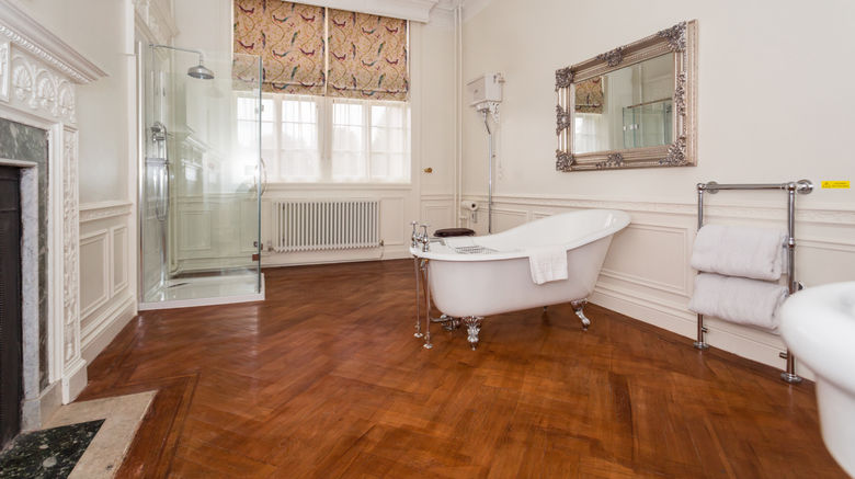 <b>Rushton Hall Hotel & Spa Room</b>. Images powered by <a href="https://www.leonardoworldwide.com/" title="Leonardo Worldwide" target="_blank">Leonardo</a>.