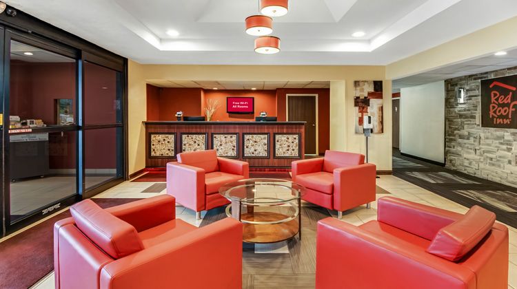 Red Roof Inn Springfield, OH Lobby