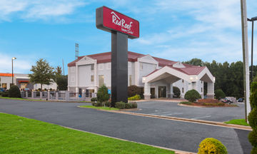 Red Roof Inn & Suites Newnan
