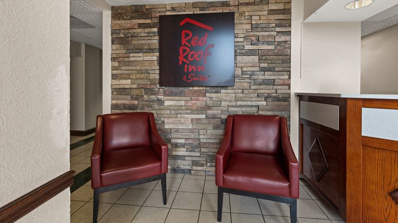 <b>Red Roof Inn & Suites Newnan Lobby</b>. Images powered by <a href="https://www.leonardoworldwide.com/" title="Leonardo Worldwide" target="_blank">Leonardo</a>.
