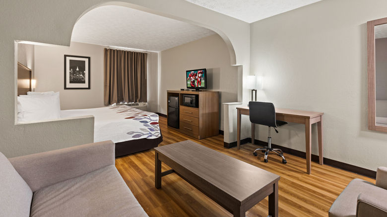 <b>Red Roof Inn & Suites Newnan Suite</b>. Images powered by <a href="https://www.leonardoworldwide.com/" title="Leonardo Worldwide" target="_blank">Leonardo</a>.