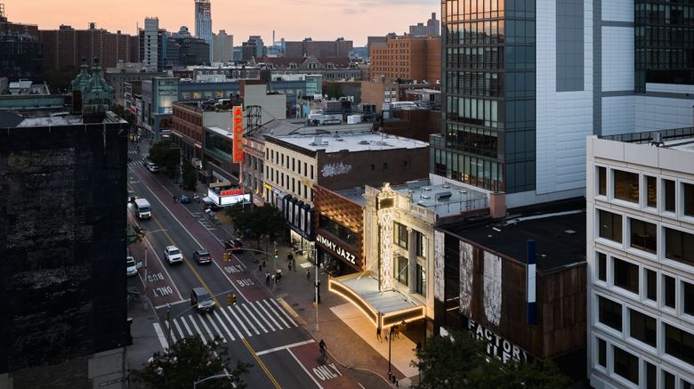 <b>Renaissance New York Harlem Hotel Exterior</b>. Images powered by <a href="https://www.leonardoworldwide.com/" title="Leonardo Worldwide" target="_blank">Leonardo</a>.