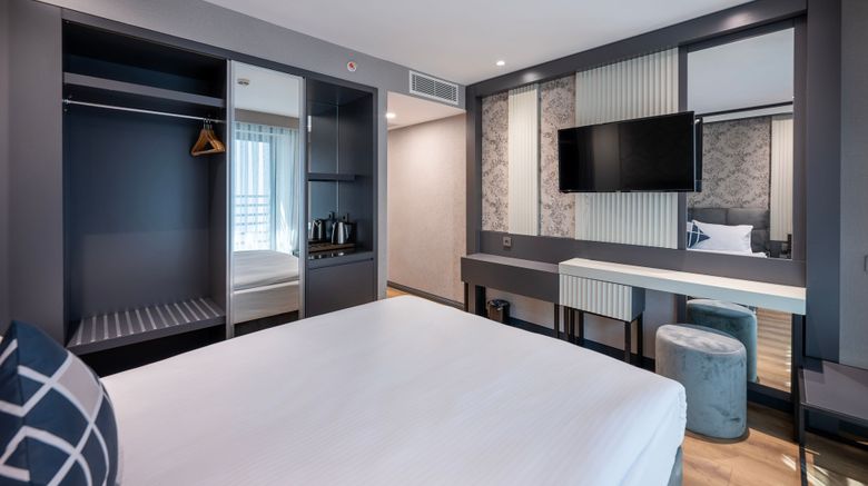 <b>Four Points Flex Antalya Lara Room</b>. Images powered by <a href="https://www.leonardoworldwide.com/" title="Leonardo Worldwide" target="_blank">Leonardo</a>.