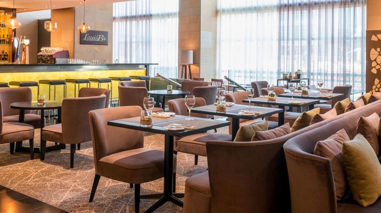 <b>The Westin Cape Town Restaurant</b>. Images powered by <a href="https://www.leonardoworldwide.com/" title="Leonardo Worldwide" target="_blank">Leonardo</a>.
