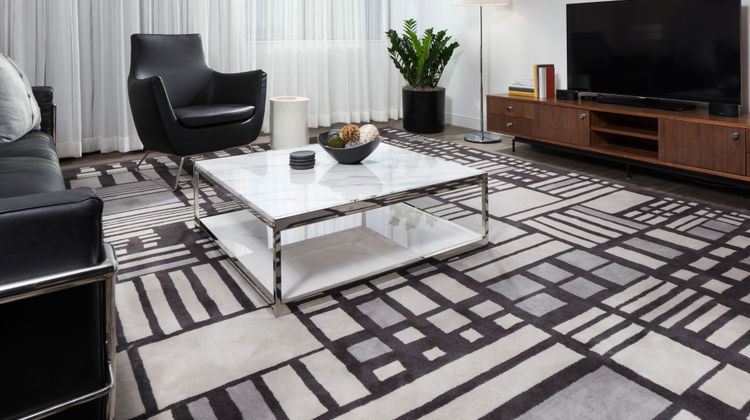 Le Meridien Chicago-Oakbrook Center Room