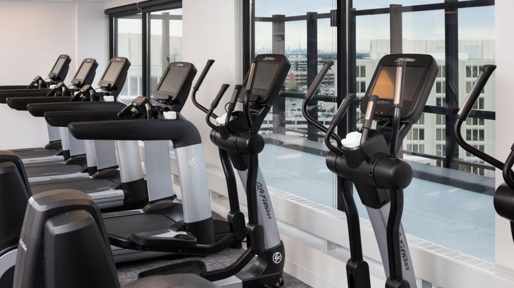 Le Meridien Chicago-Oakbrook Center Health Club
