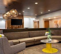 SpringHill Suites by Marriott Lobby