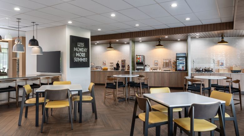 <b>Fairfield Inn & Suites Cleveland Restaurant</b>. Images powered by <a href="https://www.leonardoworldwide.com/" title="Leonardo Worldwide" target="_blank">Leonardo</a>.