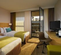 Courtyard Montpellier Marriott Room