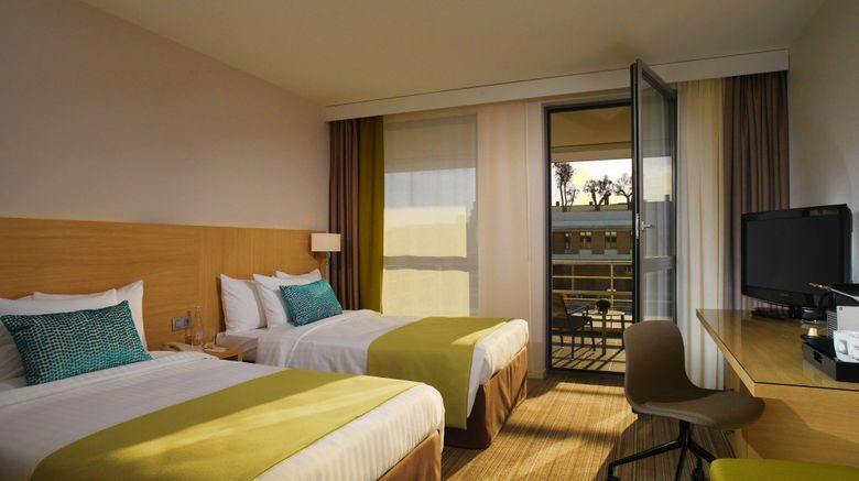 <b>Courtyard Montpellier Marriott Room</b>. Images powered by <a href="https://www.leonardoworldwide.com/" title="Leonardo Worldwide" target="_blank">Leonardo</a>.