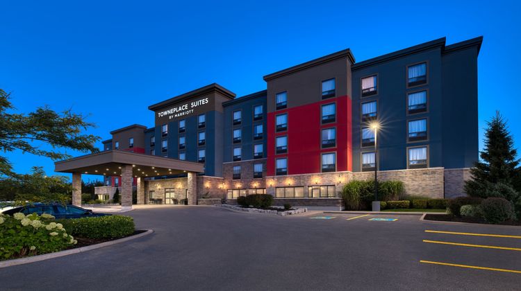 TownePlace Suites Belleville Exterior