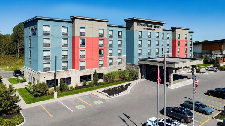 TownePlace Suites Belleville Exterior