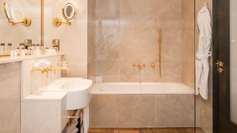<b>Europa Hotel Room</b>. Images powered by <a href="https://www.leonardoworldwide.com/" title="Leonardo Worldwide" target="_blank">Leonardo</a>.