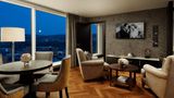 Hastings  Grand Central Hotel Suite