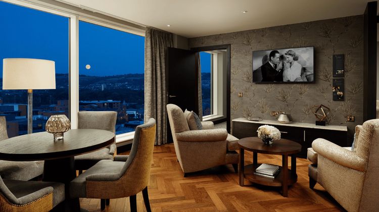 Hastings  Grand Central Hotel Suite