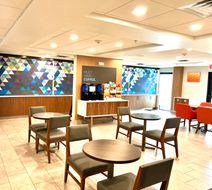 Holiday Inn Express Madison Lobby
